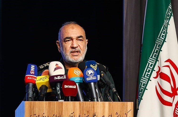 القائد العام لقوات الحرس الثوري الإيراني اللواء حسين سلامي: الأحداث الأخيرة في إيران كانت حربا عالمية
